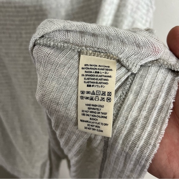 We the Free People Size Large Lover Rib Knit Cowl Neck Split Back Sweater GSB - Picture 3 of 7